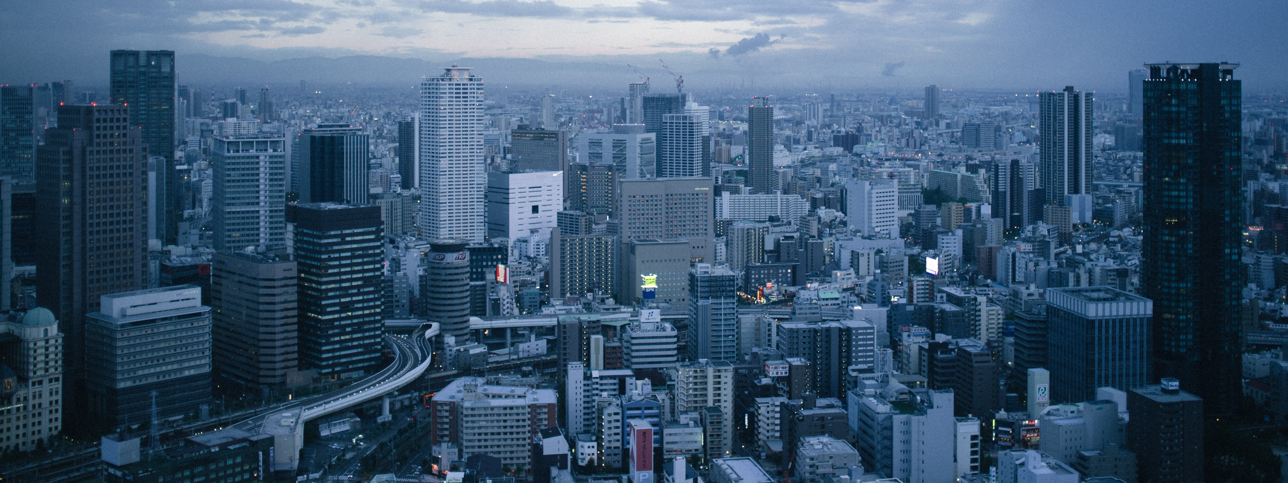 傍晚的大阪